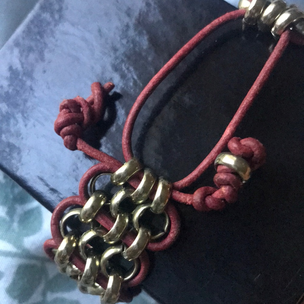 Handcrafted bracelet - Picture 3 of 4